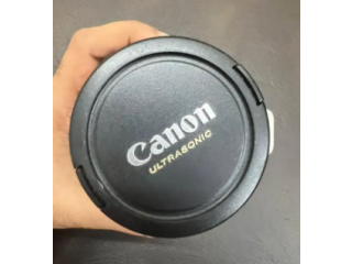 Canon EF 28-300 f 3.5 - 5.6 L USM Zoom