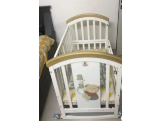 Baby Teddy branded Baby Cot (hardly used)