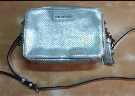 silver-leather-michael-kors-crossbody-bag-brand-new-big-0