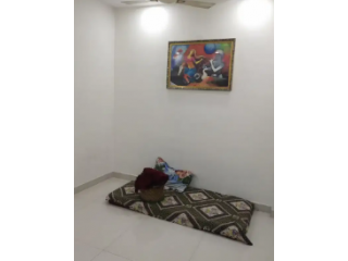 2 Bds - 2 Ba - 900 ft2 2BHK Brand New Third Floor With Roof