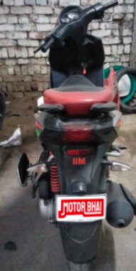 piaggio-aprilia-sr-150-big-1