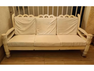 5 seater wooden sofa with cushion