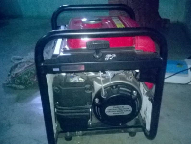 honda-portable-generator-ep-1000-big-1